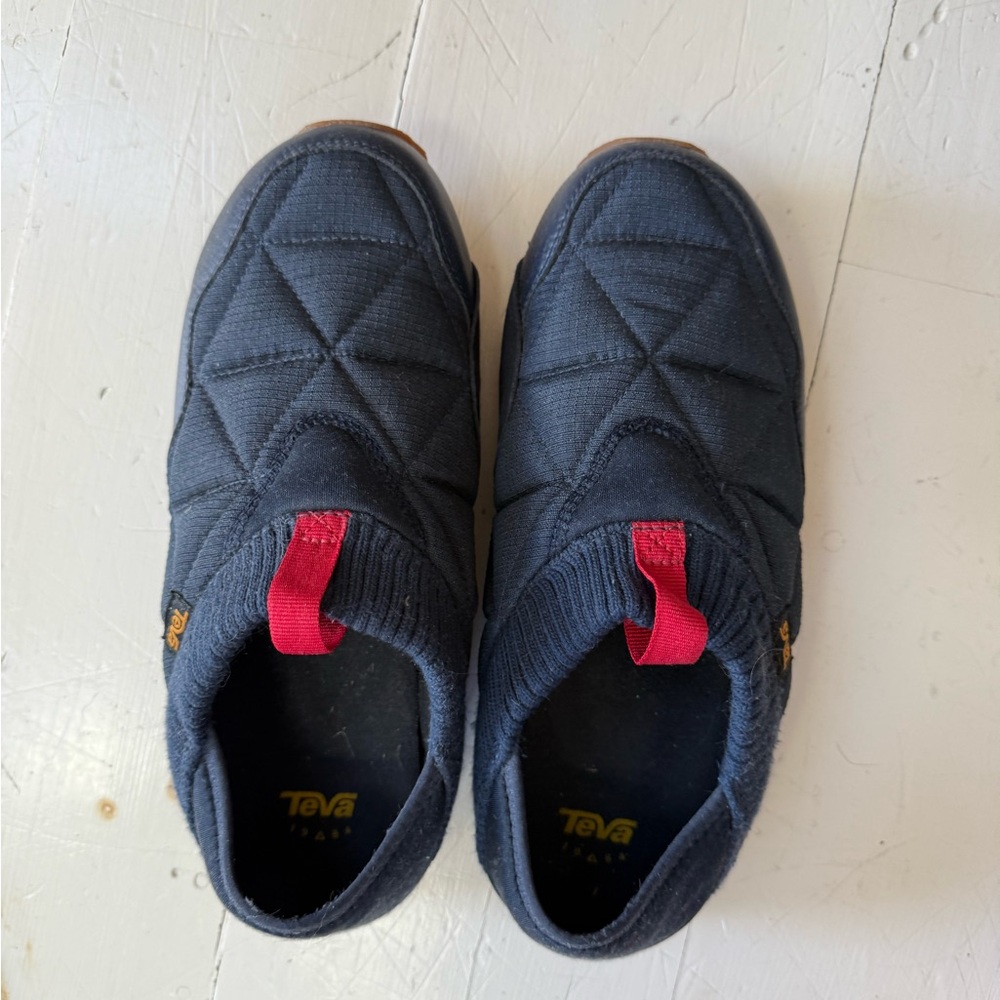 Teva ReEMBER Navy w/ Red